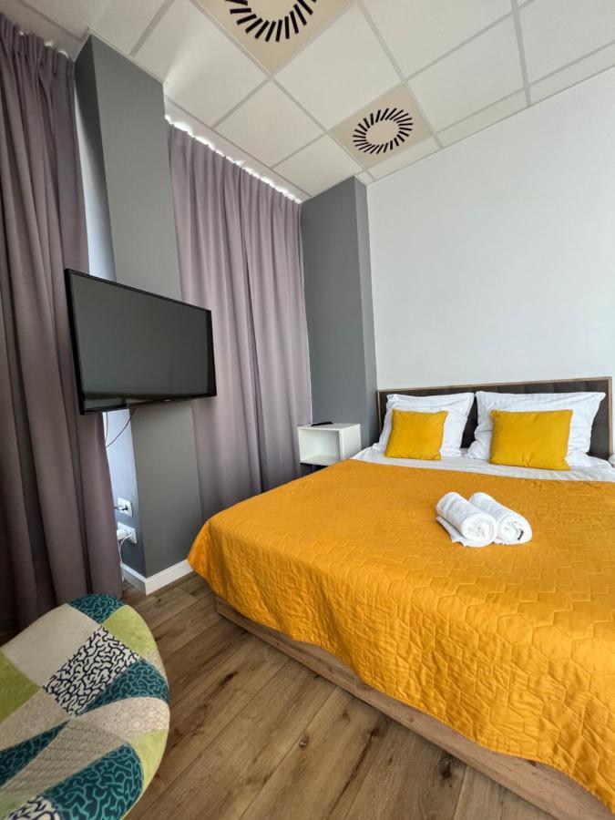 Apart Hotel Варшава Екстер'єр фото
